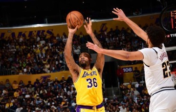 开云下载-正负值断层领跑全队！湖人1100万捡漏斯马特真香